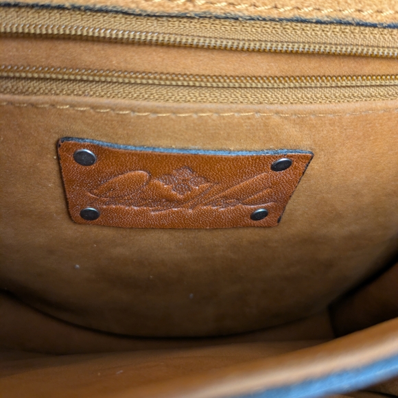 Patricia Nash Brn Leather Stella Flap HandBag w/Intriquite Blue Floral Tooling - Picture 5 of 16